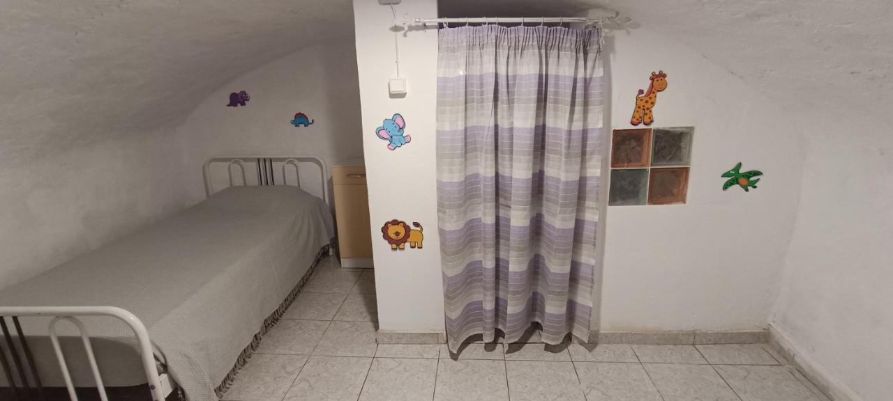 Comfortable And Spacious Stone Traditional Apartment Chania  Ngoại thất bức ảnh