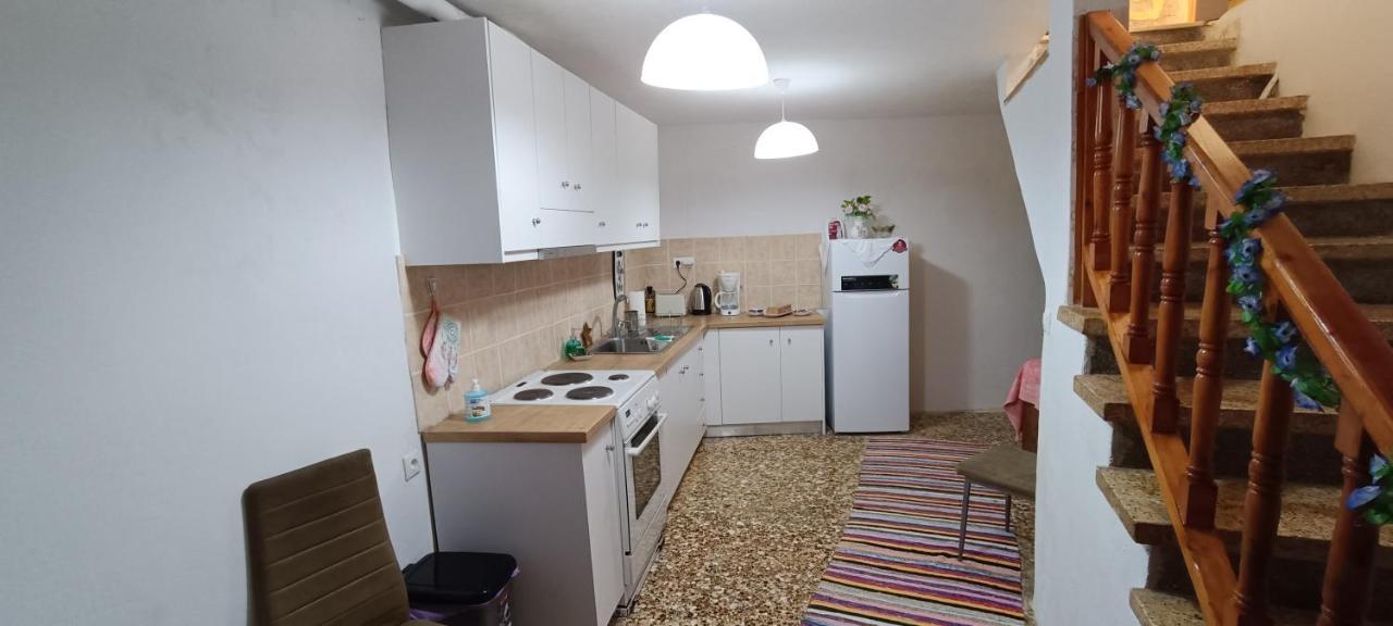 Comfortable And Spacious Stone Traditional Apartment Chania  Ngoại thất bức ảnh